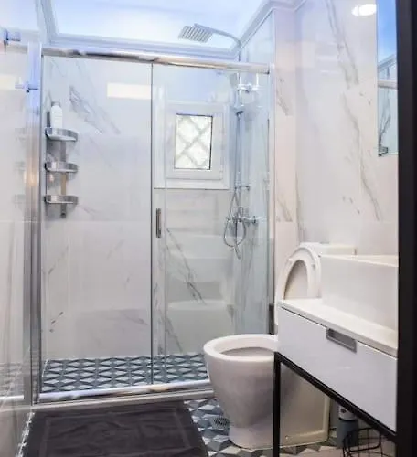 Apartman Petit 2 *